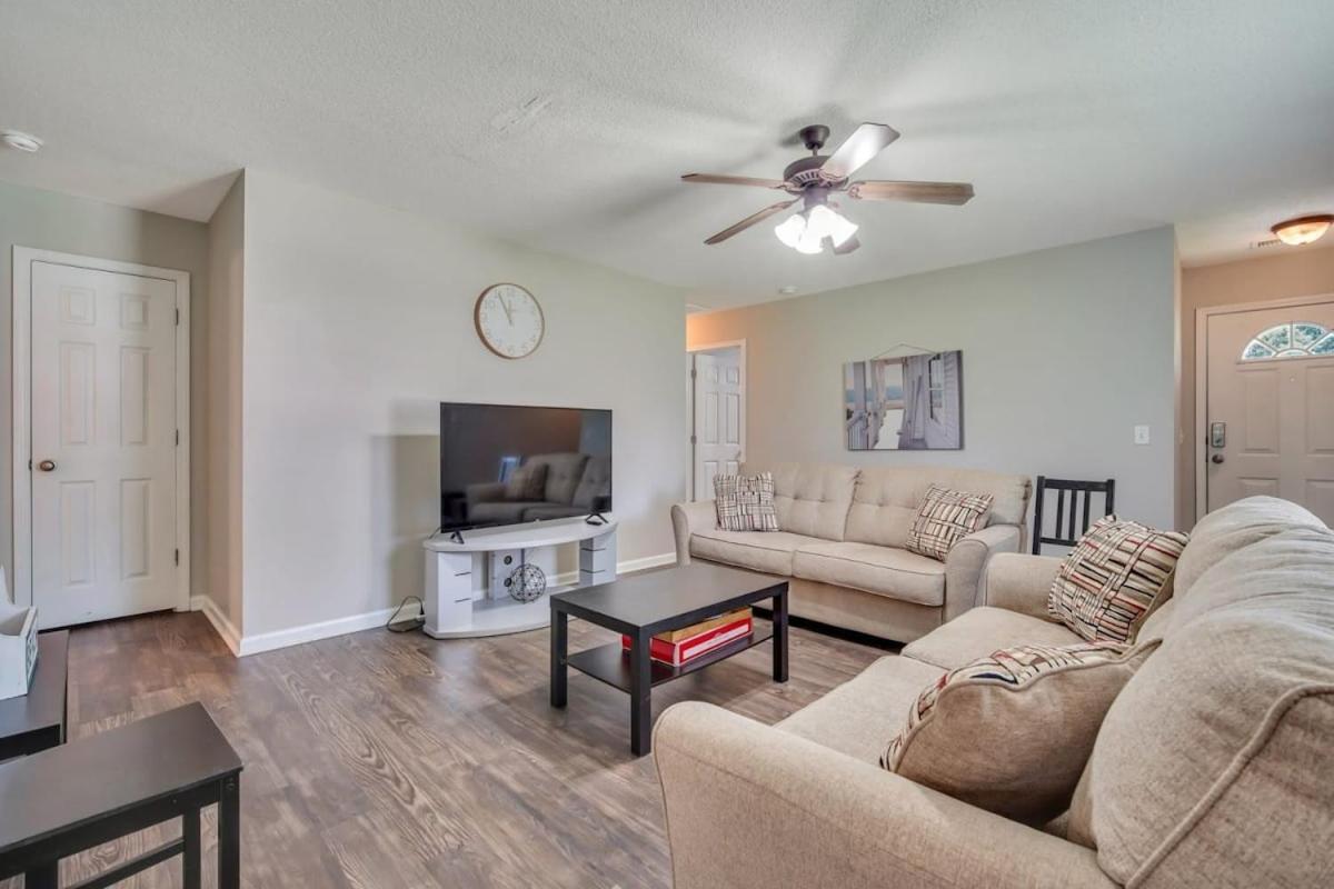 Cozy And Contemporary Villa 1 Mile From Gsu Statesboro Exterior photo