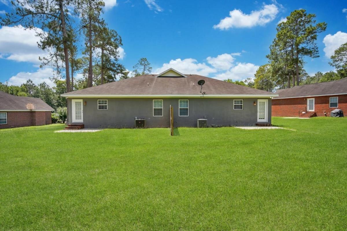 Cozy And Contemporary Villa 1 Mile From Gsu Statesboro Exterior photo