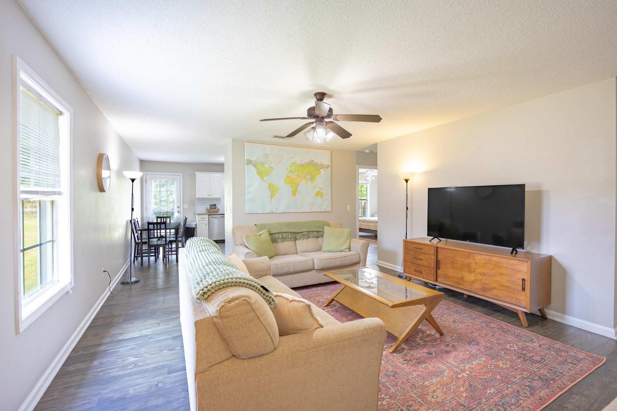 Cozy And Contemporary Villa 1 Mile From Gsu Statesboro Exterior photo